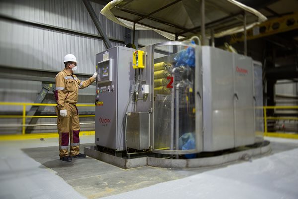 Equipment used during the processing of uranium to form yellowcake